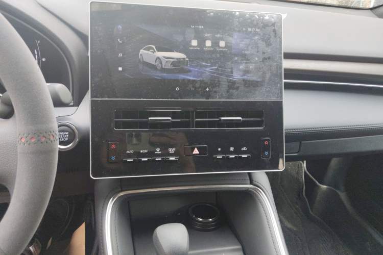 Used Toyota Avalon 2024 2.0L Ambition Edition Audio And AC Panel