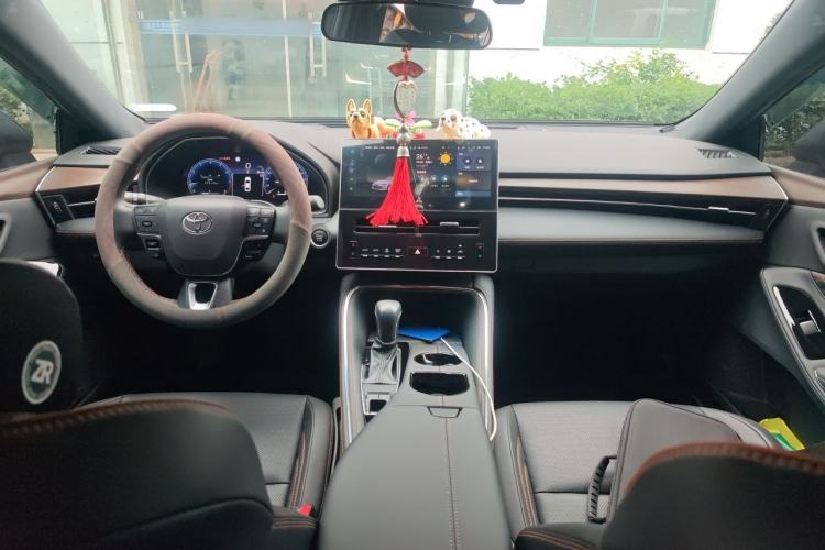 Used Toyota Avalon 2024 2.0L Luxury Edition Center Console