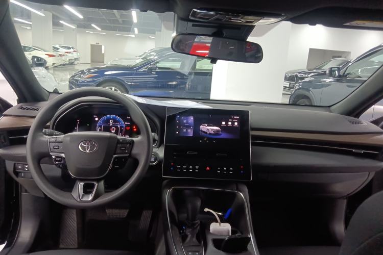Used Toyota Avalon 2024 2.0L Ambition Edition Center Console
