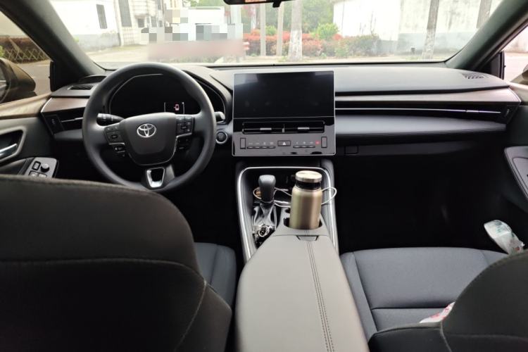 Used Toyota Avalon 2024 2.0L Ambition Edition Center Console