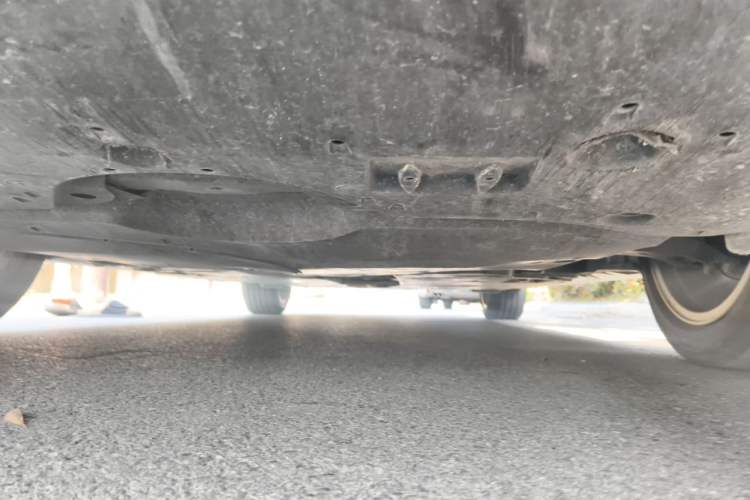 Used Toyota Avalon 2024 Dual-Motor 2.0L Luxury Edition Chassis Front