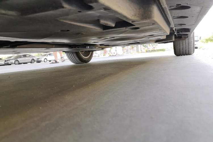 Used Toyota Avalon 2024 2.0L Ambition Edition Chassis Front Left