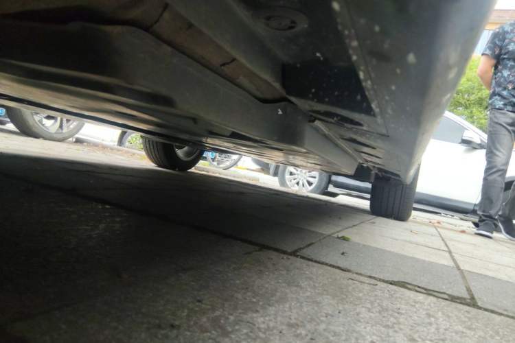 Used Toyota Avalon 2024 2.0L Premium Edition Chassis Front Left