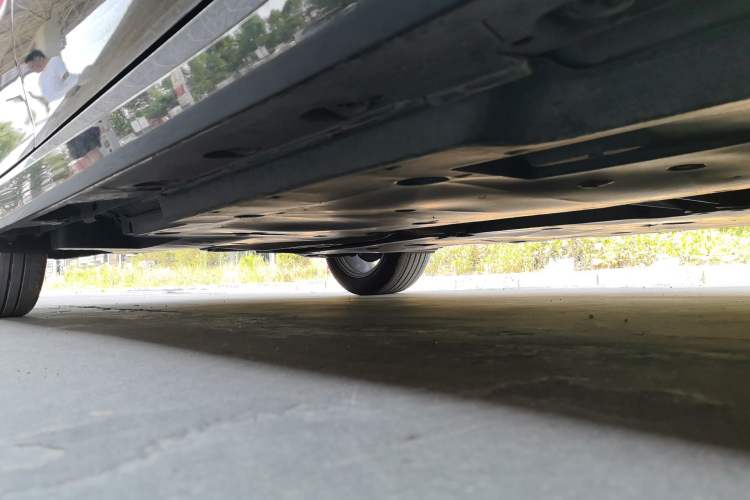 Used Toyota Avalon 2024 2.0L Ambition Edition Chassis Front Right