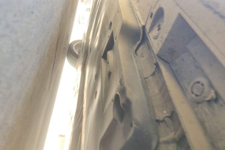 Used Toyota Avalon 2024 Dual-Motor 2.0L Premium Edition Chassis Front Right