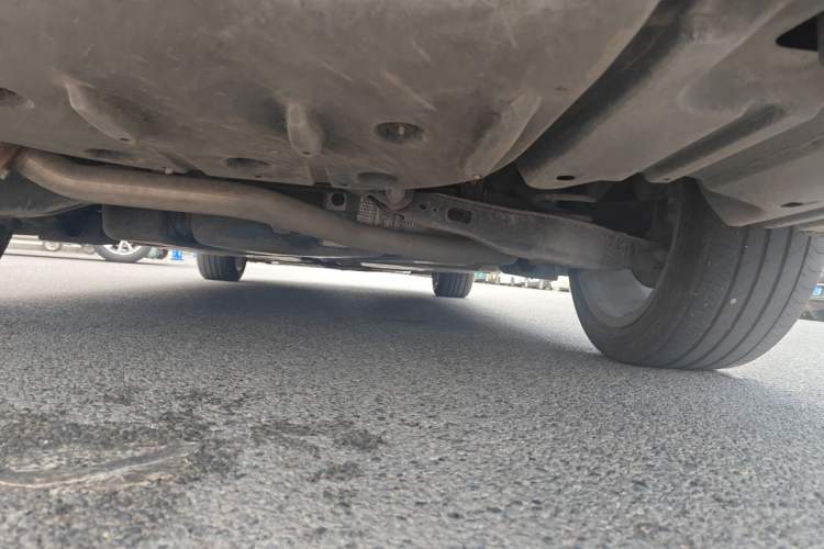 Used Toyota Avalon 2024 Dual-Engine 2.5L XLE Premium Edition Chassis Rear