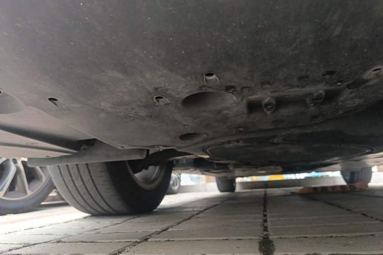 Used Toyota Avalon 2024 Dual-Motor 2.0L Premium Edition Chassis Rear Right