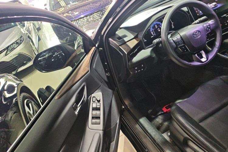 Used Toyota Avalon 2024 2.0L Ambition Edition Driver Seat