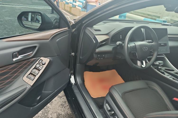 Used Toyota Avalon 2024 Dual-Motor 2.0L Luxury Edition Driver Seat