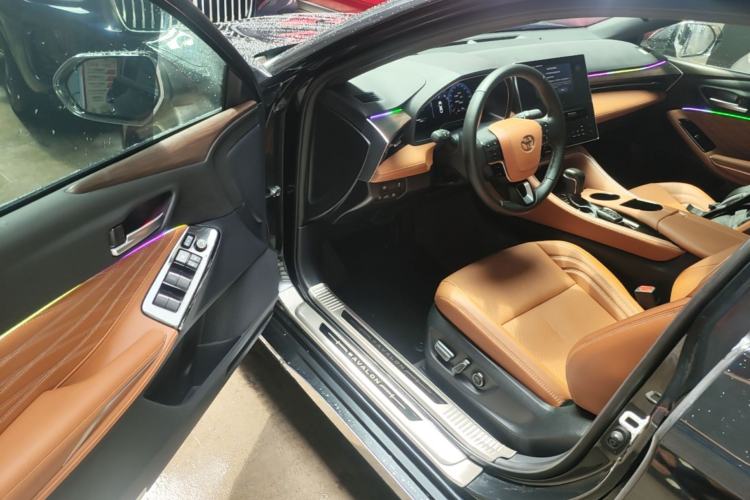 Used Toyota Avalon 2024 Dual-Motor 2.0L Premium Edition Driver Seat