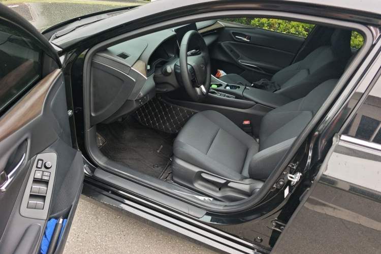 Used Toyota Avalon 2024 2.0L Ambition Edition Driver Seat