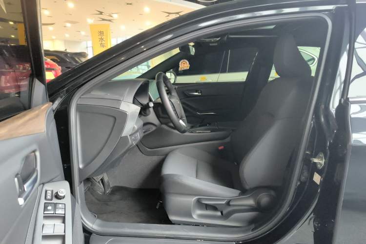 Used Toyota Avalon 2024 2.0L Ambition Edition Driver Seat