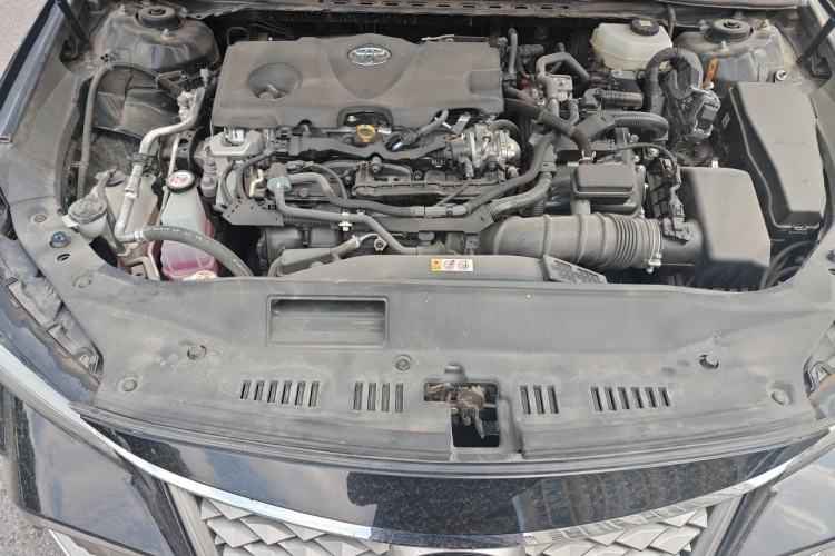 Used Toyota Avalon 2024 Dual-Engine 2.5L XLE Premium Edition Engine Bay