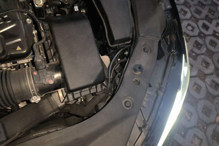 Used Toyota Avalon 2024 Dual-Motor 2.0L Luxury Edition Engine Bay Left