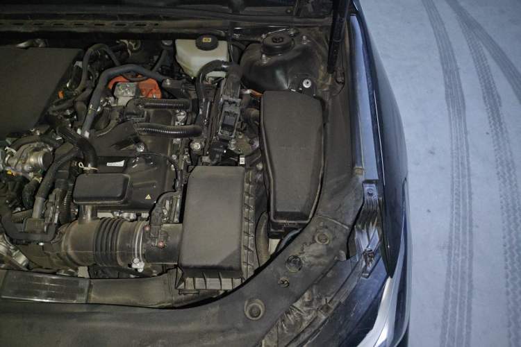 Used Toyota Avalon 2024 Dual-Motor 2.0L Luxury Edition Engine Bay Left
