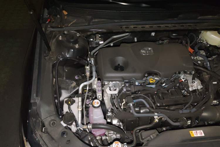 Used Toyota Avalon 2024 Dual-Engine 2.5L XLE Premium Edition Engine Bay Right