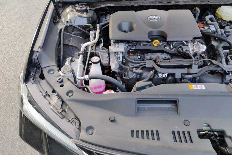 Used Toyota Avalon 2024 Dual-Motor 2.0L Premium Edition Engine Bay Right