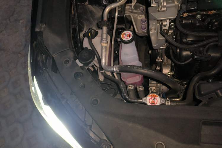 Used Toyota Avalon 2024 Dual-Motor 2.0L Luxury Edition Engine Bay Right