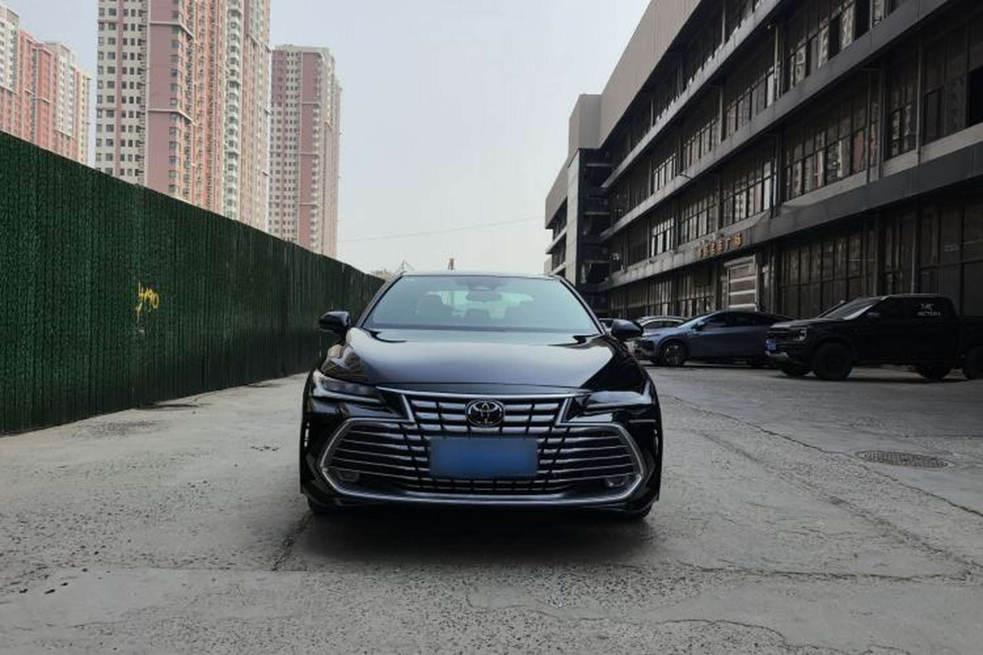 Used Toyota Avalon 2024 Dual-Motor 2.0L Luxury Edition Exterior 1