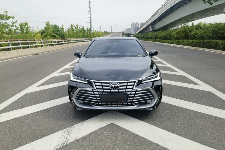 Used Toyota Avalon 2024 Dual-Motor 2.0L Luxury Edition Exterior 2
