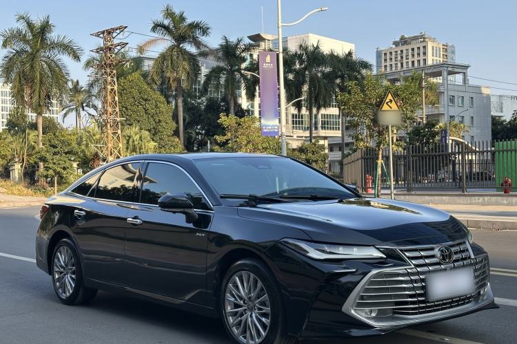 Used Toyota Avalon 2024 Dual-Motor 2.0L Premium Edition Exterior 2