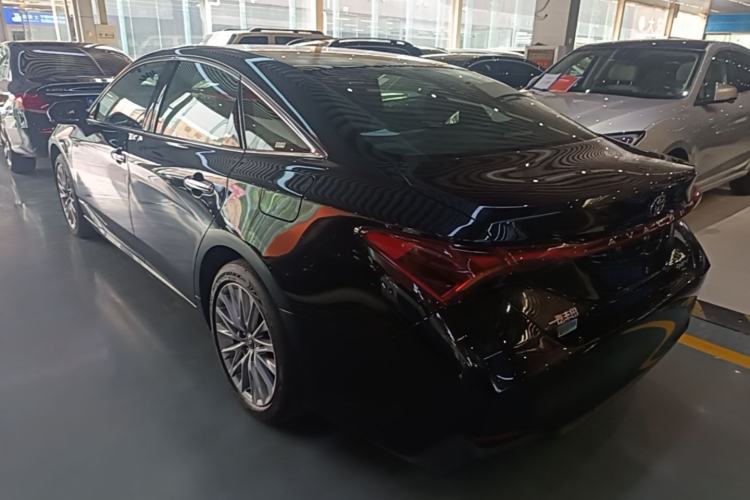 Used Toyota Avalon 2024 Dual-Motor 2.0L Luxury Edition Exterior 2