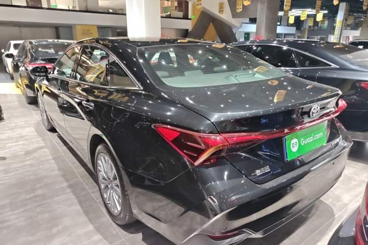 Used Toyota Avalon 2024 Dual-Motor 2.0L Luxury Edition Exterior 2