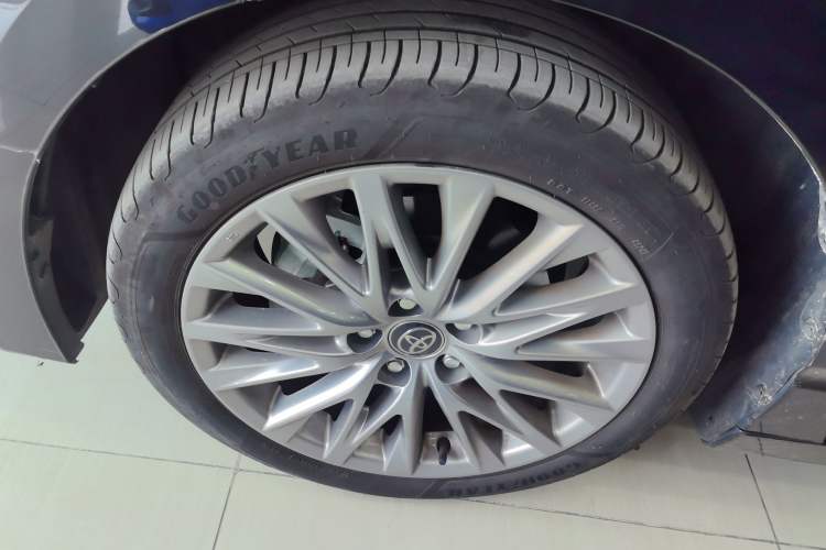 Used Toyota Avalon 2024 2.0L Luxury Edition Exterior 2