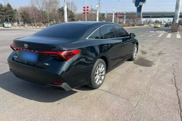 Used Toyota Avalon 2024 Dual-Motor 2.0L Premium Edition Exterior 3