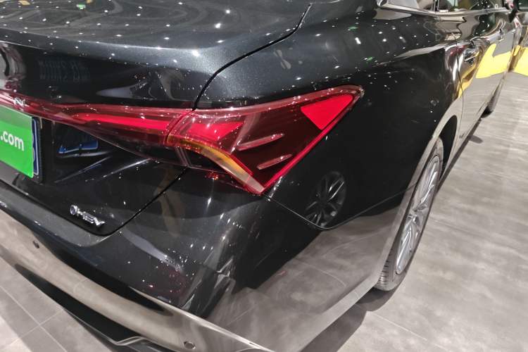 Used Toyota Avalon 2024 Dual-Motor 2.0L Luxury Edition Exterior 3