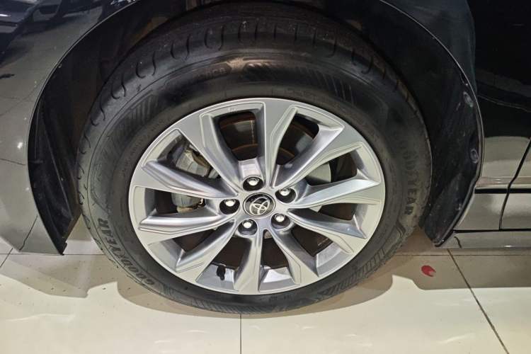 Used Toyota Avalon 2024 2.0L Ambition Edition Exterior 4