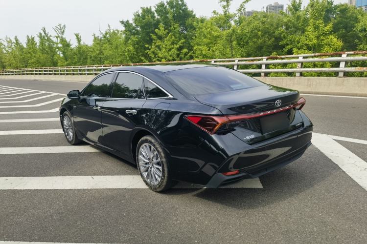 Used Toyota Avalon 2024 Dual-Motor 2.0L Luxury Edition Exterior 4