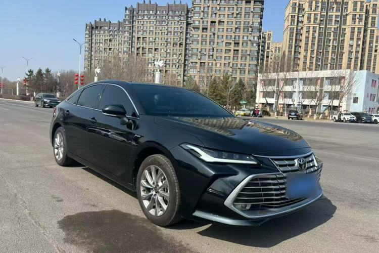Used Toyota Avalon 2024 Dual-Motor 2.0L Premium Edition Exterior 4