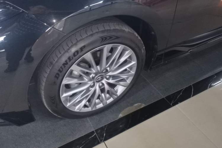 Used Toyota Avalon 2024 Dual-Motor 2.0L Luxury Edition Exterior 4