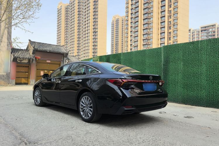 Used Toyota Avalon 2024 Dual-Motor 2.0L Luxury Edition Exterior 5