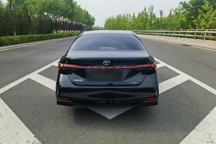 Used Toyota Avalon 2024 Dual-Motor 2.0L Luxury Edition Exterior 5