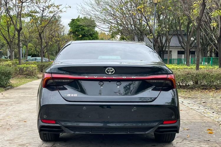 Used Toyota Avalon 2024 2.0L Luxury Edition Exterior 5