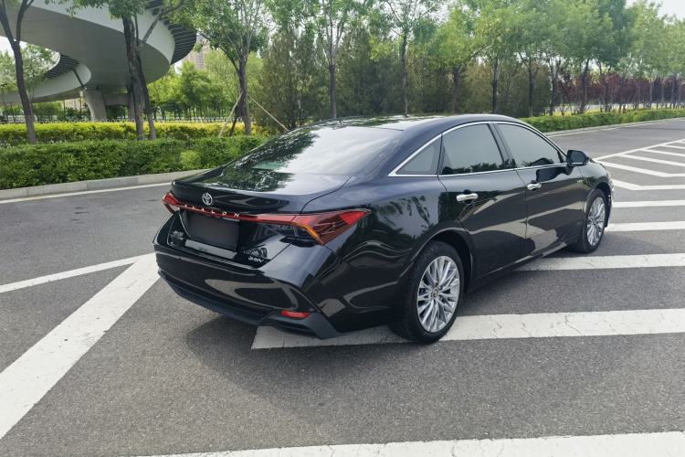 Used Toyota Avalon 2024 Dual-Motor 2.0L Luxury Edition Exterior 6