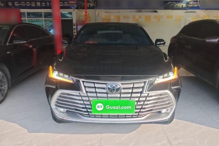 Used Toyota Avalon 2024 Dual-Motor 2.0L Luxury Edition Front