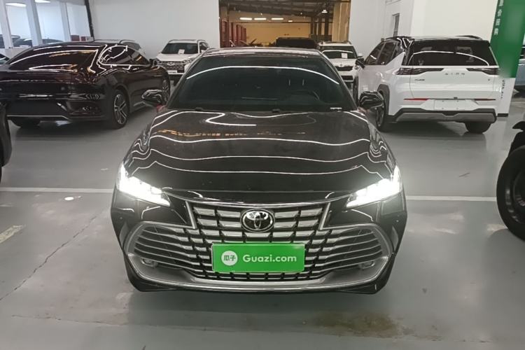 Used Toyota Avalon 2024 Dual-Motor 2.0L Luxury Edition Front