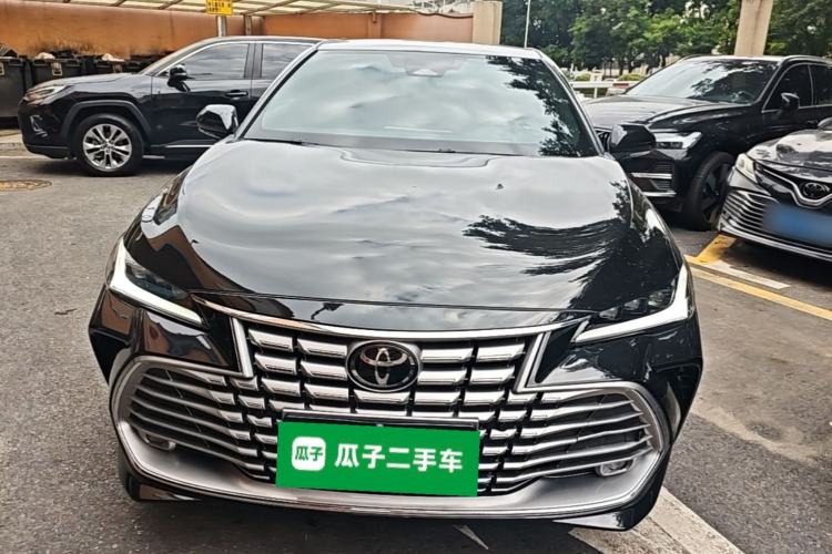 Used Toyota Avalon 2024 Dual-Motor 2.0L Luxury Edition Front