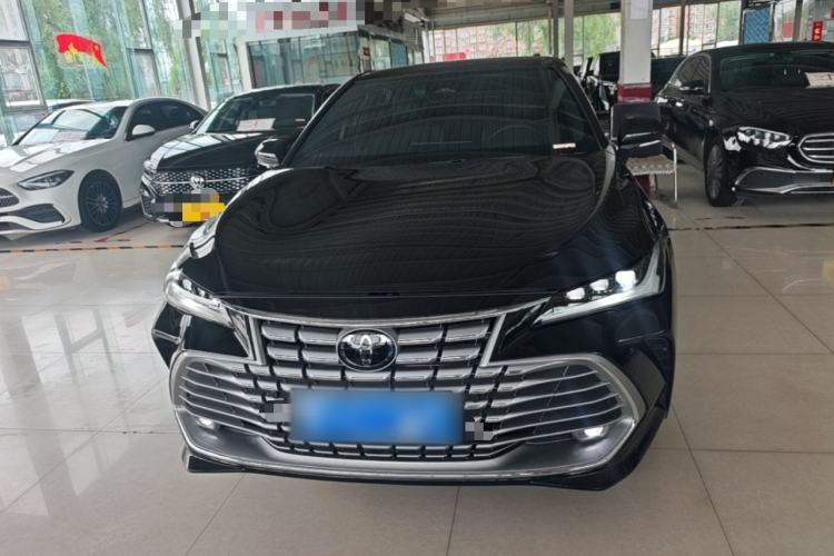Used Toyota Avalon 2024 Dual-Motor 2.0L Luxury Edition Front