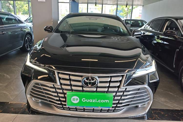 Used Toyota Avalon 2024 Dual-Motor 2.0L Premium Edition Front