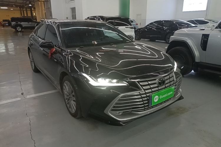 Used Toyota Avalon 2024 Dual-Motor 2.0L Luxury Edition Front Right 45 Deg