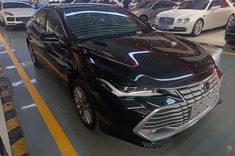 Used Toyota Avalon 2024 Dual-Motor 2.0L Luxury Edition Front Right 45 Deg
