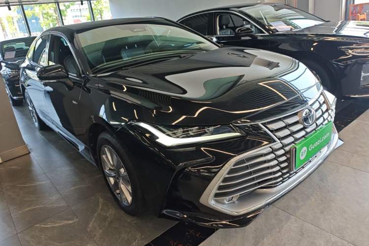 Used Toyota Avalon 2024 Dual-Motor 2.0L Premium Edition Front Right 45 Deg