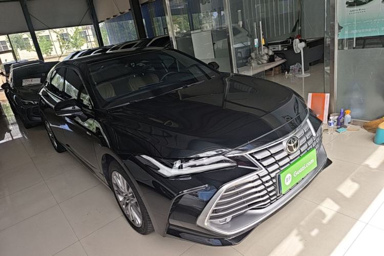 Used Toyota Avalon 2024 Dual-Motor 2.0L Luxury Edition Front Right 45 Deg