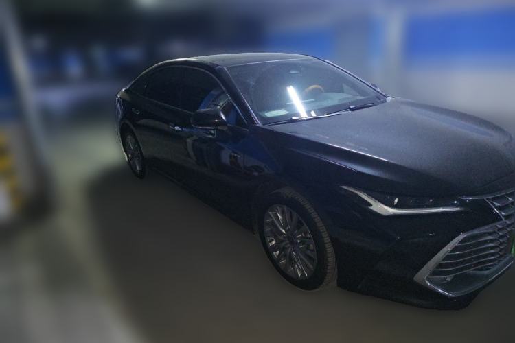 Used Toyota Avalon 2024 Dual-Motor 2.0L Luxury Edition Front Right 45 Deg
