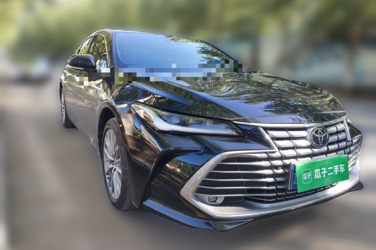 Used Toyota Avalon 2024 Dual-Motor 2.0L Luxury Edition Front Right 45 Deg