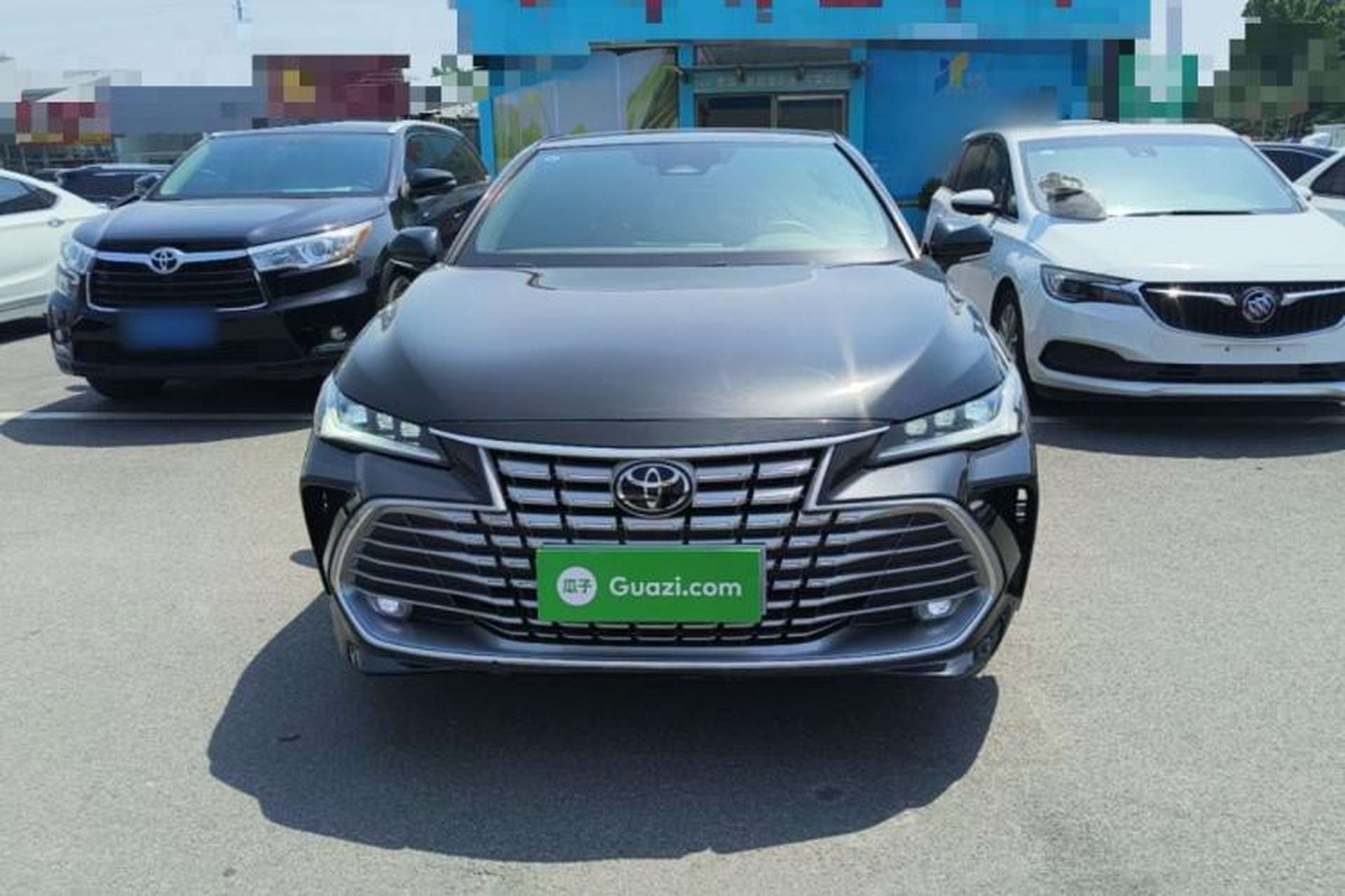 Used Toyota Avalon 2024 Dual-Motor 2.0L Premium Edition Front